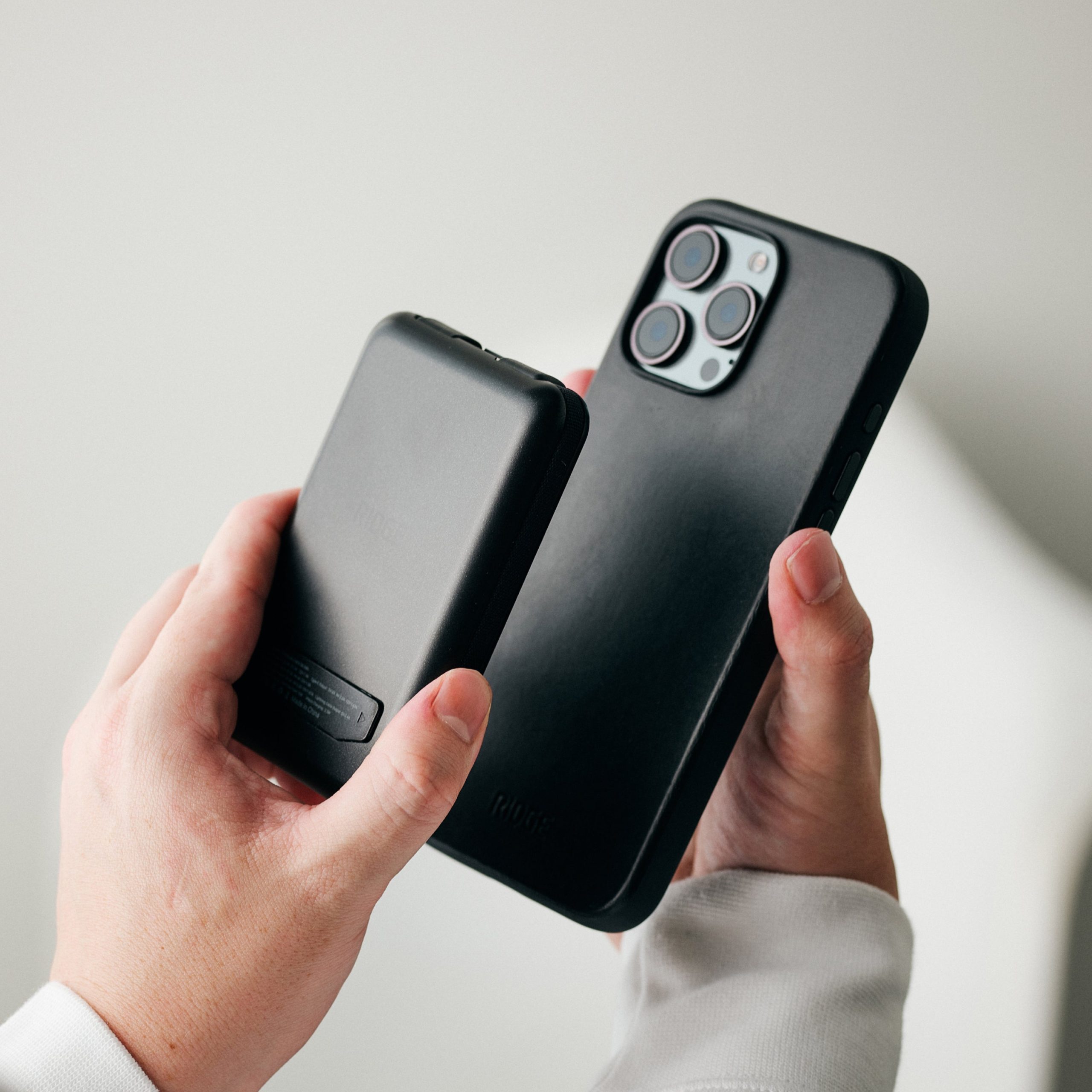 Everyday Charging Kit - iPhone 16 - Tobacco Brown Leather - Image 3